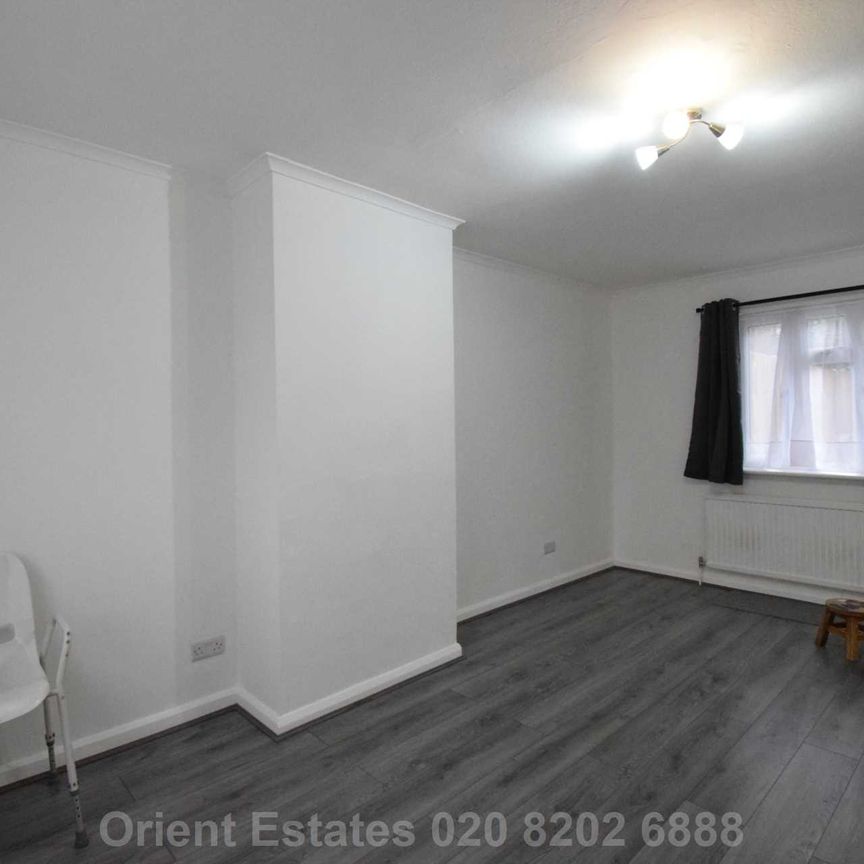 Price £2,400 pcm - Available 02/02/2026 - Unfurnished - Photo 1