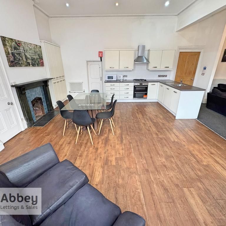 1 bedroom house of multiple occupation to rent - Photo 1