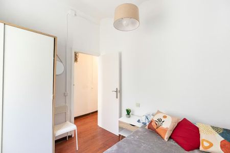 Carrer de Ferlandina, Barcelona, Catalonia 08001 - Photo 4