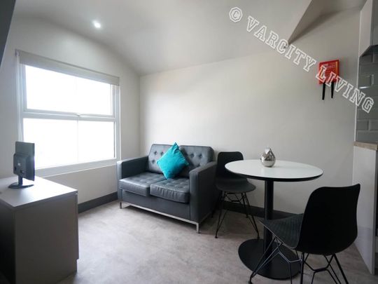 Studio 303, 259 High Street - Photo 1