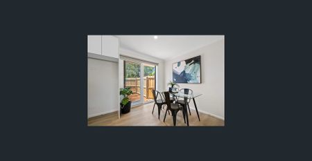 Reserve-Facing Gem in the Heart of Boronia - Photo 3