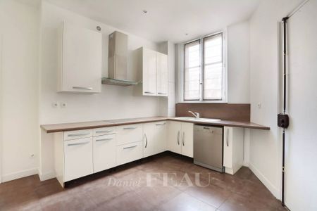 Location appartement, Paris 16ème (75016), 8 pièces, 242 m², ref 84954408 - Photo 4