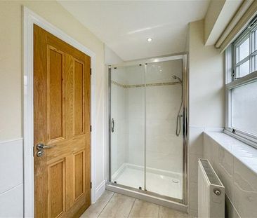 3 bedroom detached house to rent - Photo 5