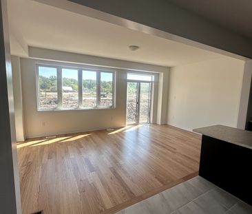 For Lease - 41 Canvas Crescent, Welland, Ontario - Photo 6