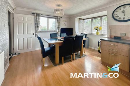 3 bedroom end of terrace house to rent - Photo 3