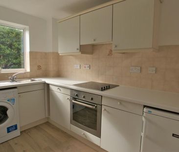 1 bedroom ground floor maisonette to rent - Photo 6