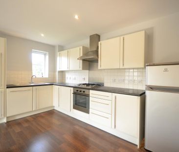 2 bedroom flat to rent - Photo 6