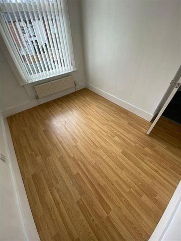 2 bedroom house to rent - Photo 2