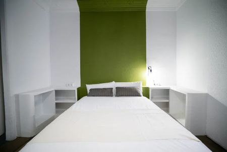 Carrer de lAlmudí, Valencia, Valencian Community 46003 - Photo 2