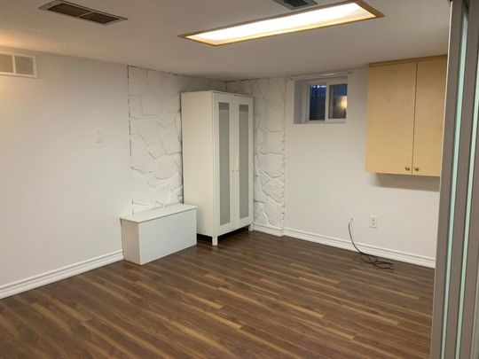 For Lease - 178 Coleman Avenue Unit# Front unit with basement, Toronto, Ontario - Photo 1