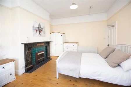 Room 1, 4 Candahar Street, Belfast, BT7 3AQ - Photo 3