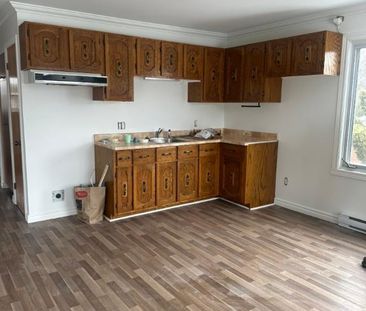 4 1/2 à louer - Photo 1