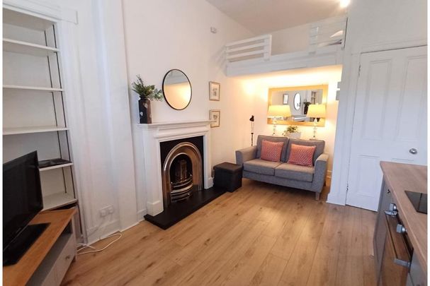 1 bed flat for rent in Willowbrae - Photo 1