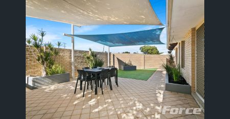 A Parkside Pleasure! - Photo 2