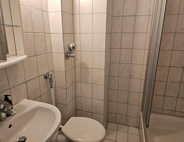 schöne kleine 2 Zimmerwohnung in Offenbach Schloßstraße - Foto 1