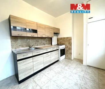 Pronájem bytu 1+1, 37 m - Photo 2