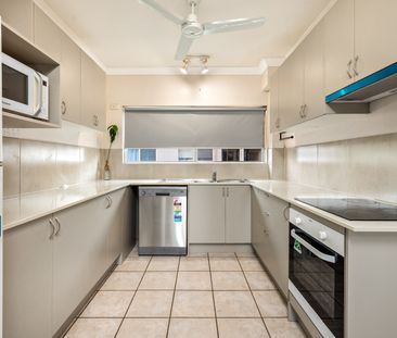 Stylish Furnished 2-Bedroom Apartment on the City Fringe - Photo 6