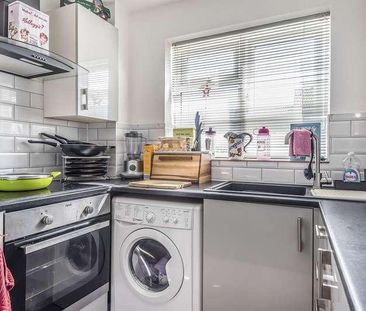 Chaffinch Close, Woosehill, Wokingham, RG41 - Photo 5