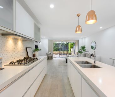 Stunning Duplex in the Heart of Neutral Bay for leasing - Photo 1