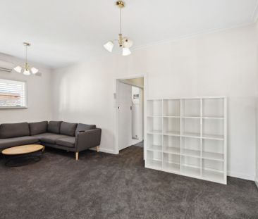 Lovely&comma; Single Story Unit in a Superb Beachside Location&excl; - Photo 3
