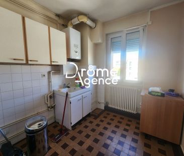 Location Appartement 2 pièces 47m² VALENCE 26000 - Photo 6