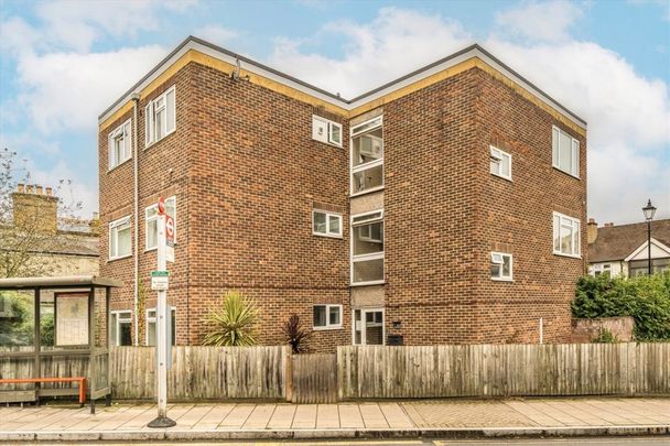Algernon Road, SE13, London - Photo 1