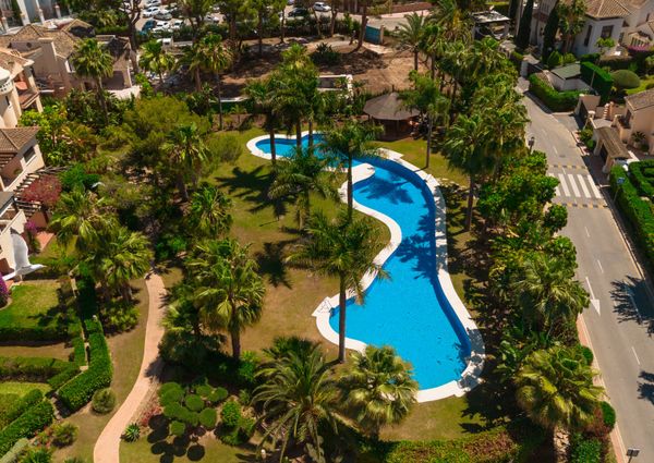 3 bedroom apartment, with private garden and terrace, in Puerto Banús