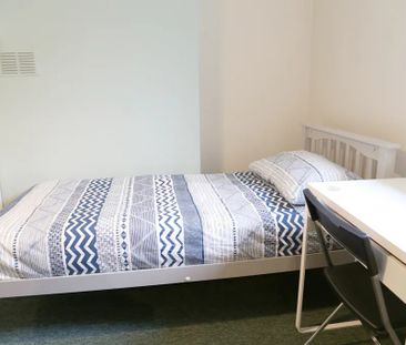 Royal Canal Terrace, Dublin - Photo 4