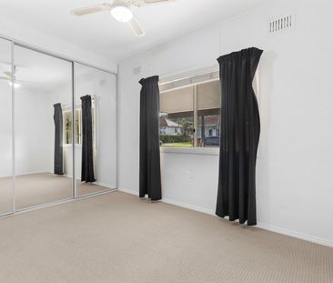 Worth an Inspection! - Photo 4