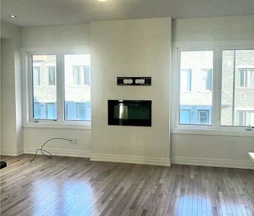 For Lease - 160 Tango Crescent, Newmarket, Ontario - Photo 1