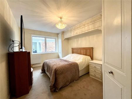 Randall Farm, Gabriel Spring Road, Fawkham, DA3 8PJ - Photo 2