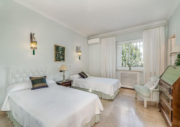 5 bedroom luxury Villa for rent in San Pedro de Alcántara, Spain