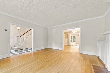 For Lease - 37 Elderwood Drive, Toronto, Ontario - Photo 2