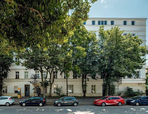 Zentrale 2-Zimmer-Altbauwohnung mit Charme - ab sofort frei - Photo 1