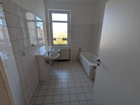 Helle 3-Raum-Wohnung mit Balkon - Photo 4