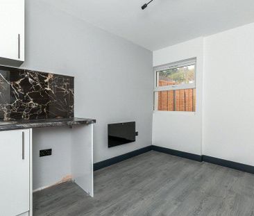 House share to rent - Photo 1