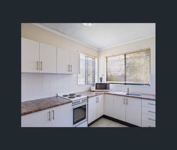 2/52 Showground Road, Gosford, NSW 2250 - Photo 3