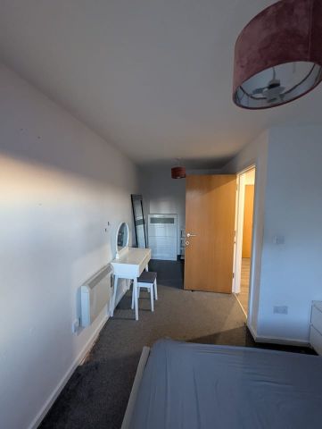 2 Bed Flat, Ordsall Lane, M5 - Photo 4