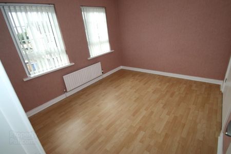 8 Castle Villas, BT80 8JE, Cookstown - Photo 3