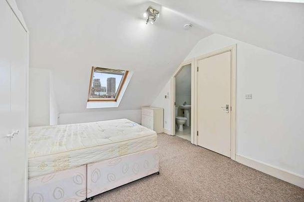 Cloister Road, Acton, London, W3 - Photo 1