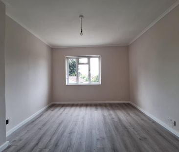 Waddon New Road, Croydon CR0, London - Photo 2