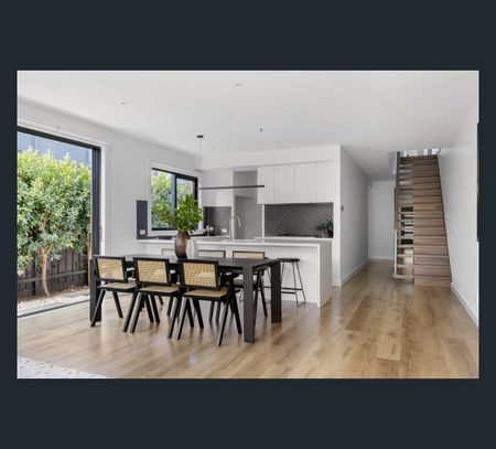 27B Besant St, Hampton East, Vic 3188 - Photo 2
