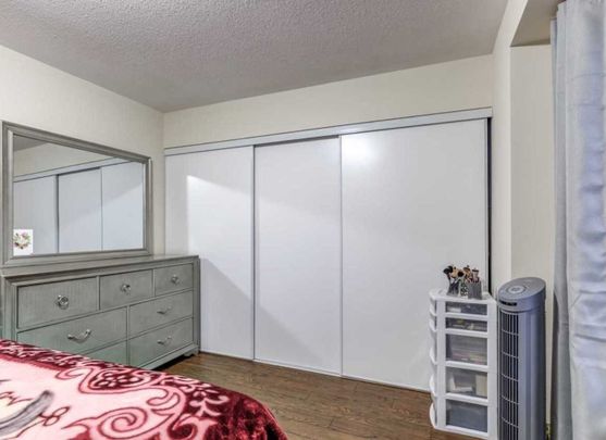 For Lease - 5 Burtonbury Lane, Ajax, Ontario - Photo 1