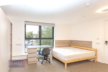 Cheswick Campus, - Photo 2