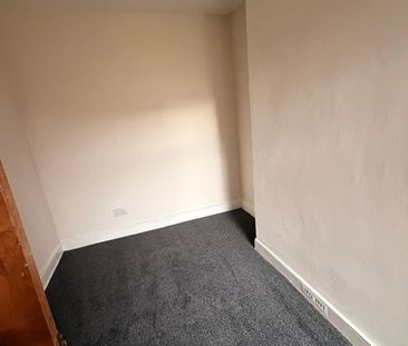 2 Bed Terraced House, Briardale Road, CH42 - Photo 3