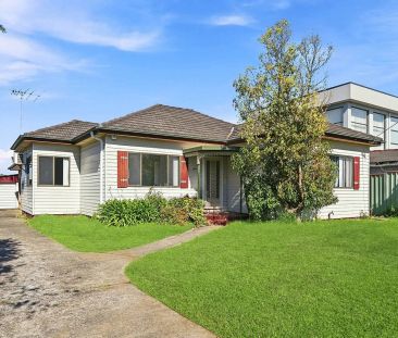Spacious Family Home in a Quiet Street - Photo 5