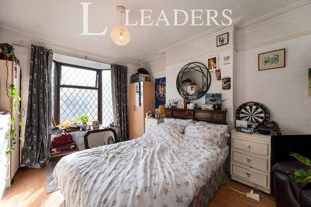 4 bedroom house to rent - Photo 1