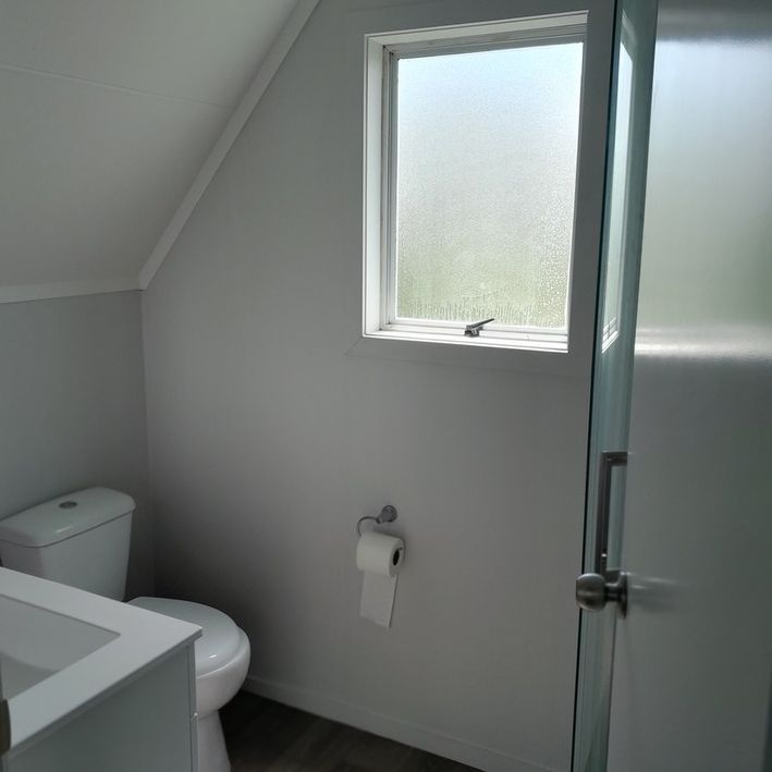 IN THE CENTRE! - Photo 1