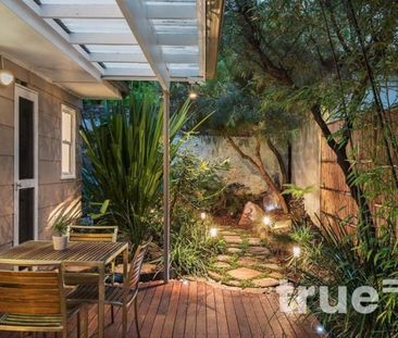 CHARMING HOME IN THE HEART OF ANNANDALE - Photo 6