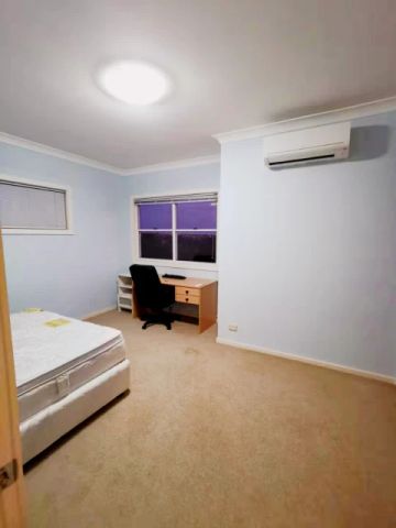 16A Norton St, Sydney - Photo 3